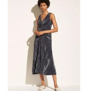 NWT Vince Ruched Velvet  V-Neck Midi Dress Size 00